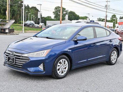 Used 2020 Hyundai Elantra SE FWD image 6