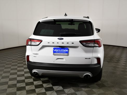 Used 2022 Ford Escape SE AWD/4WD image 6