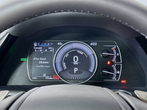 New 2025 Lexus ES 300h w/ Premium Package image 12