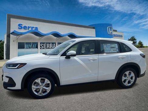 Certified 2024 Honda HR-V LX image 1