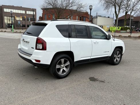 Used 2017 Jeep Compass High Altitude image 9