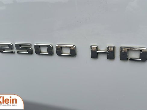 Used 2023 Chevrolet Silverado 2500 Custom w/ Snow Plow Prep/Camper Package image 31