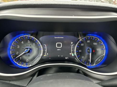 New 2026 Chrysler Pacifica Select w/ S Appearance Package FWD image 14