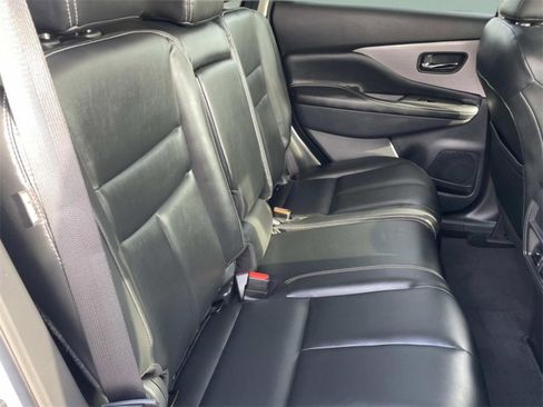 Used 2024 Nissan Murano SV image 15