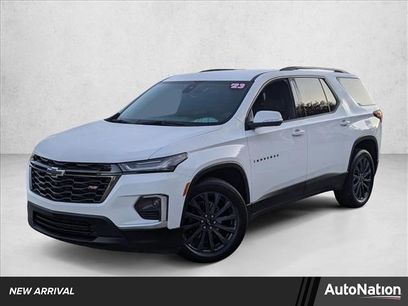 Used 2023 Chevrolet Traverse RS