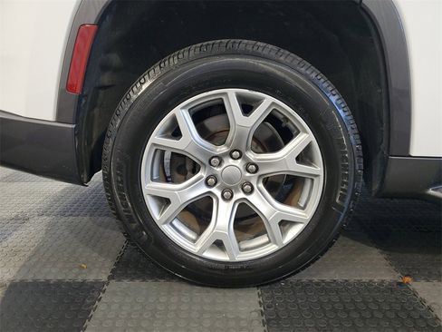 Used 2022 Jeep Wagoneer Series II image 7