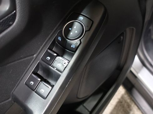 Used 2024 Ford Escape ST-Line image 13