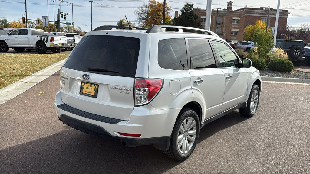 Used 2013 Subaru Forester 2.5X Premium AWD/4WD image 5