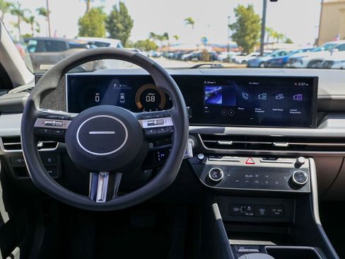 Used 2025 Hyundai Sonata SEL FWD image 21