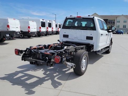 New 2026 Ford F250 XL image 3