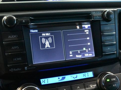 Used 2015 Toyota RAV4 XLE image 11