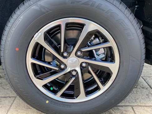 New 2026 Mitsubishi Eclipse Cross ES AWD/4WD image 10