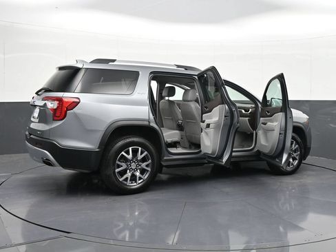 Used 2023 GMC Acadia SLT AWD/4WD image 39