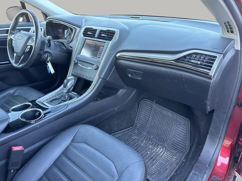 Used 2013 Ford Fusion SE image 10