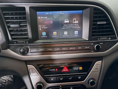 Used 2018 Hyundai Elantra SEL image 18