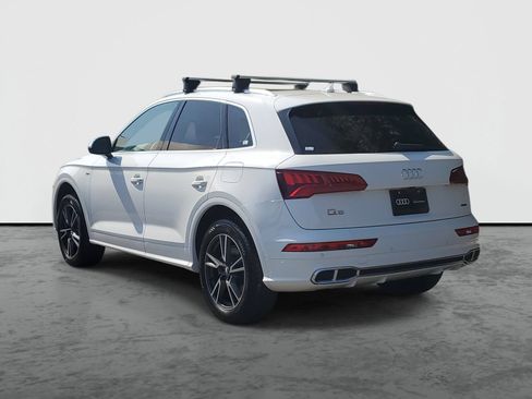 Used 2020 Audi Q5 e Premium w/ Convenience Package AWD/4WD image 3