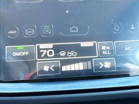 New 2026 Subaru Crosstrek 2.5i Limited w/ Crosstrek Mirror Package image 18