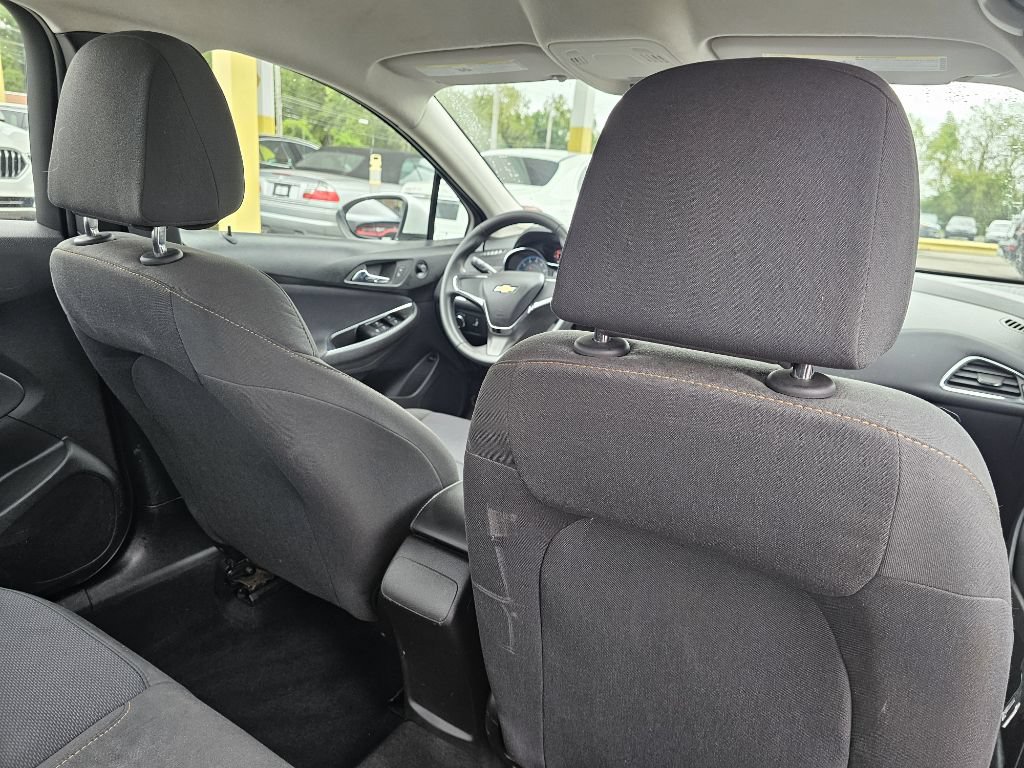 Used 2017 Chevrolet Cruze LS FWD image 29