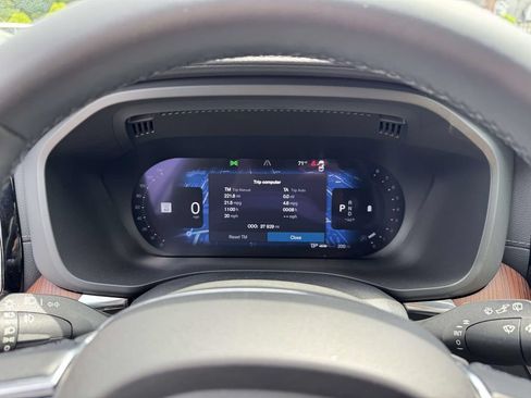 Certified 2023 Volvo XC60 B6 Ultimate w/ Climate Package AWD/4WD image 26