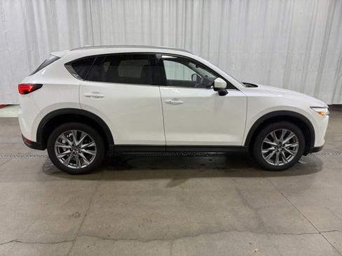 Used 2020 MAZDA CX-5 Grand Touring image 3