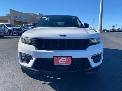 New 2025 Jeep Grand Cherokee Limited image 2