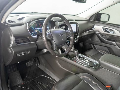 Used 2020 Chevrolet Traverse RS AWD/4WD image 14