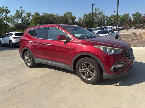Used 2017 Hyundai Santa Fe Sport FWD image 1