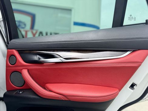 Used 2017 BMW X6 xDrive35i w/ M Sport Package image 41