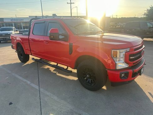 Used 2022 Ford F250 Lariat w/ Lariat Value Package RWD image 3