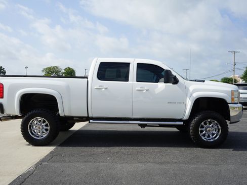 Used 2007 Chevrolet Silverado 2500 LTZ AWD/4WD image 6