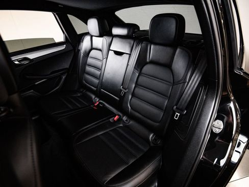 Certified 2016 Porsche Macan S AWD/4WD image 24
