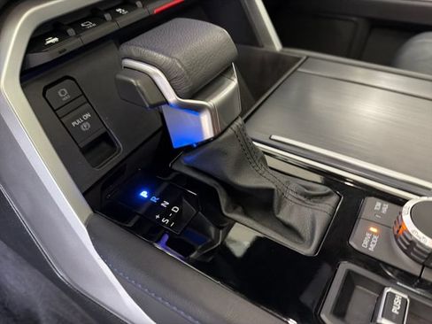 Used 2025 Toyota Tundra Platinum AWD/4WD image 26