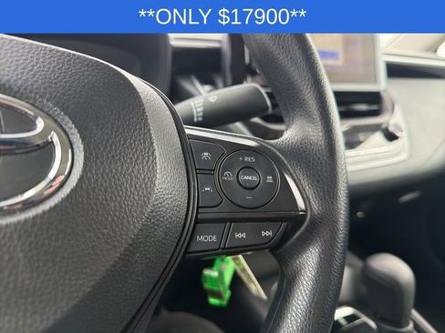 Used 2024 Toyota Corolla LE image 34