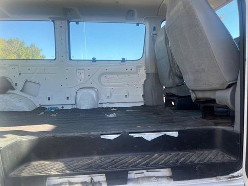Used 2008 Ford E-250 and Econoline 250 image 6