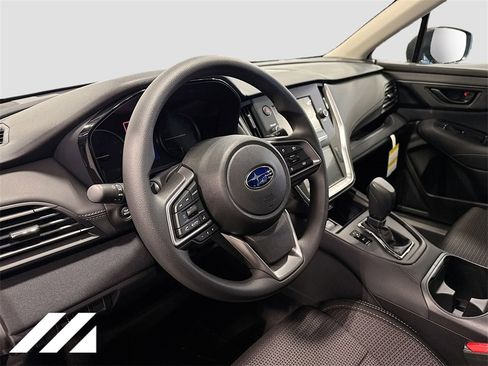 Certified 2025 Subaru Outback image 9