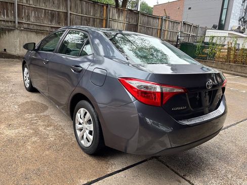 Used 2015 Toyota Corolla LE FWD image 7