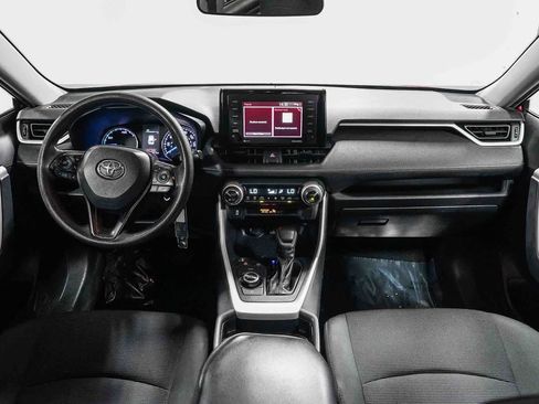 Used 2021 Toyota RAV4 LE w/ Carpet Mat Package (TMS) AWD/4WD image 13