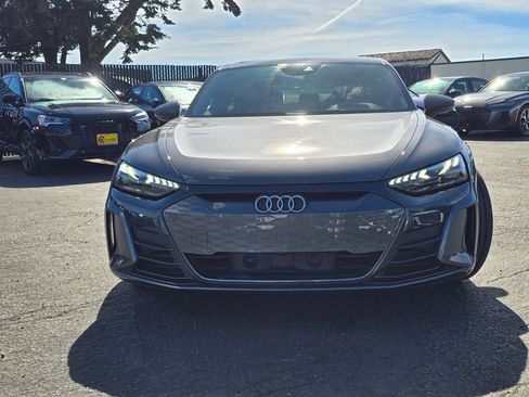Used 2023 Audi e-tron GT Prestige w/ Prestige Package image 32