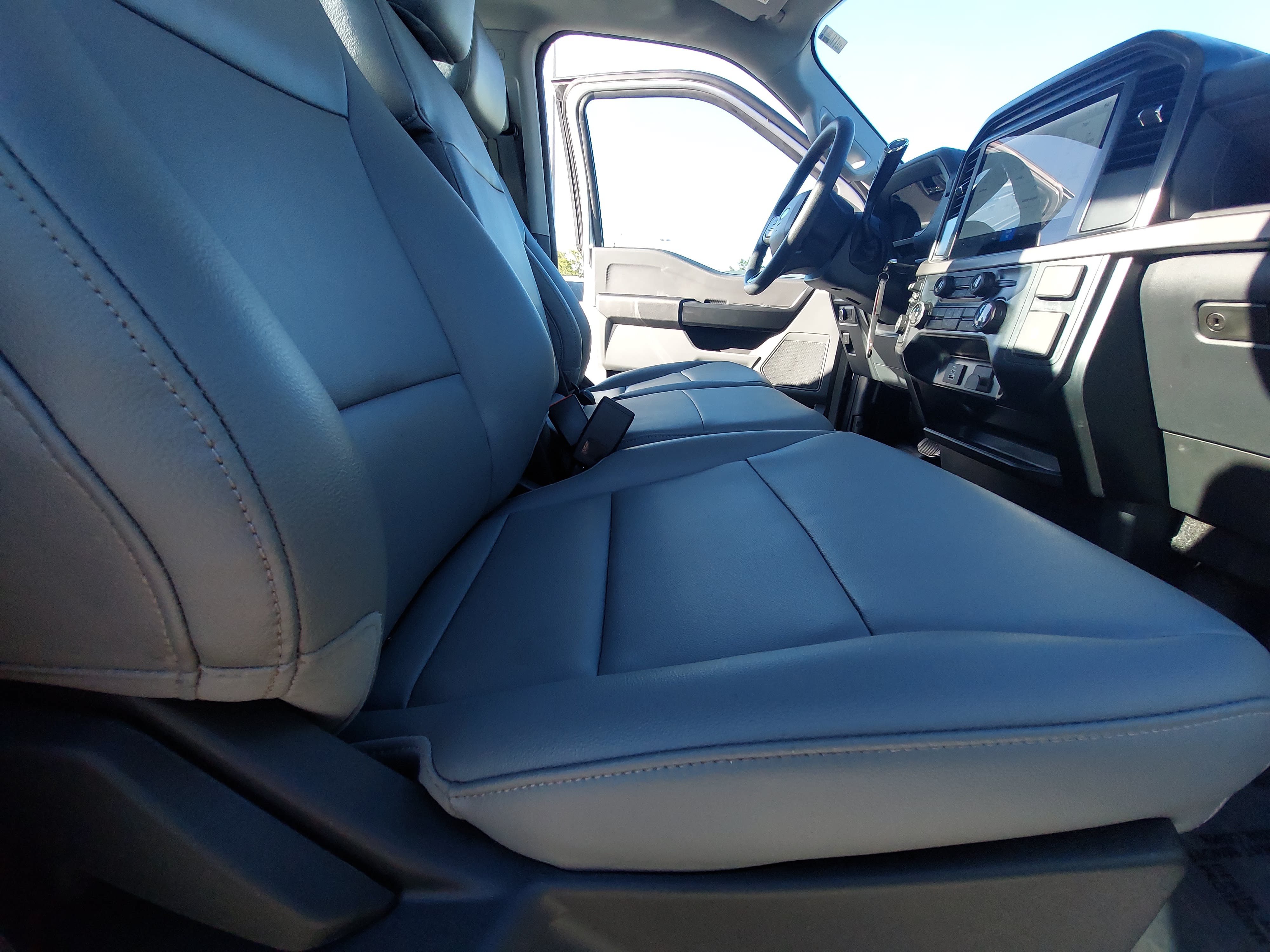 Used 2025 Ford F150 XL RWD image 10