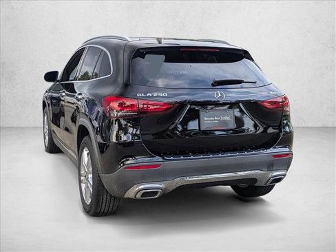 Used 2023 Mercedes-Benz GLA 250 4MATIC image 8