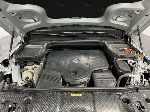 Used 2021 Mercedes-Benz GLS 450 4MATIC image 31