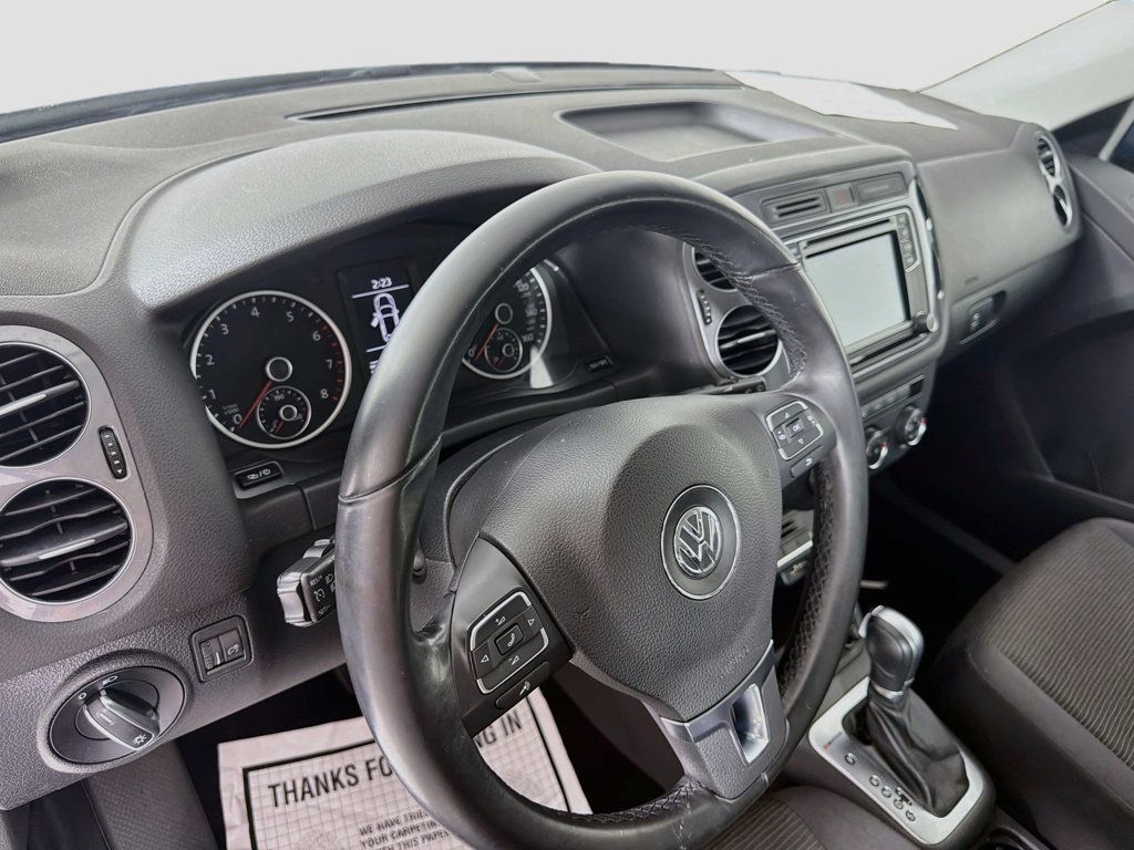 Used 2017 Volkswagen Tiguan Limited w/ Premium Package AWD/4WD image 9