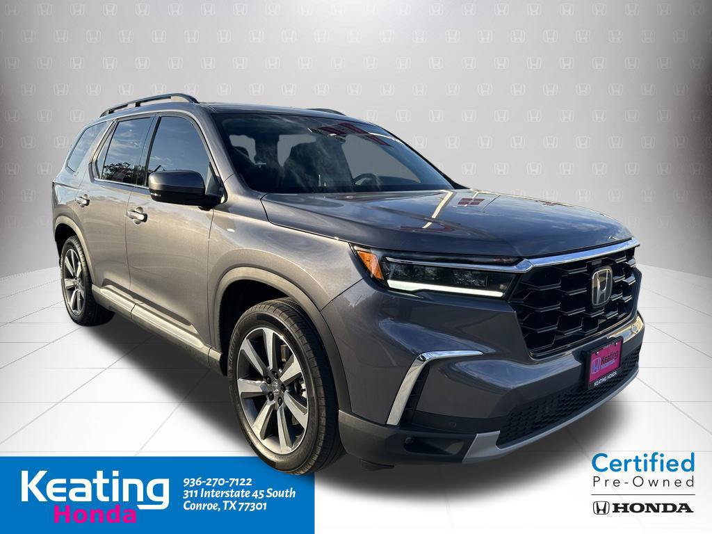 Certified 2025 Honda Pilot Touring image 3