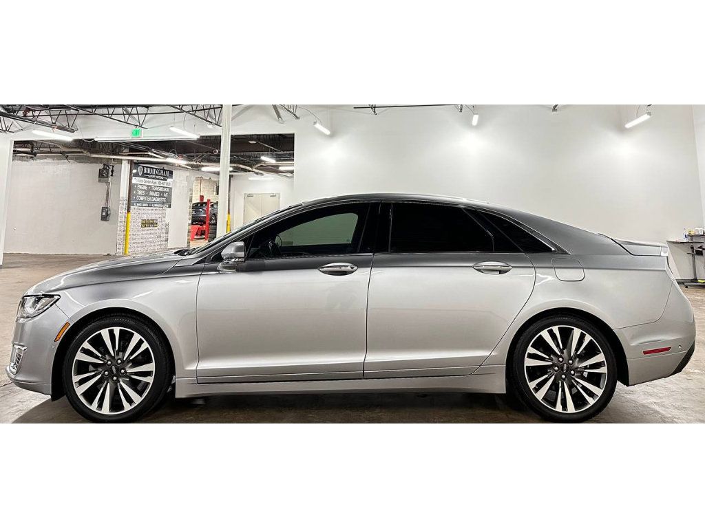 Used 2020 Lincoln MKZ Reserve FWD image 7