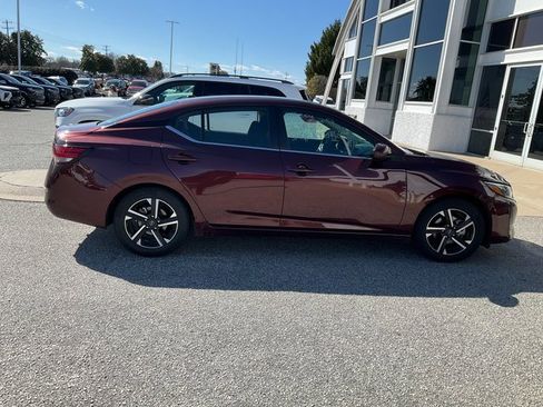 Used 2024 Nissan Sentra SV image 7