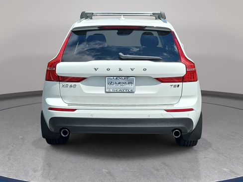 Used 2020 Volvo XC60 T5 Momentum w/ Protection Package Premier AWD/4WD image 6