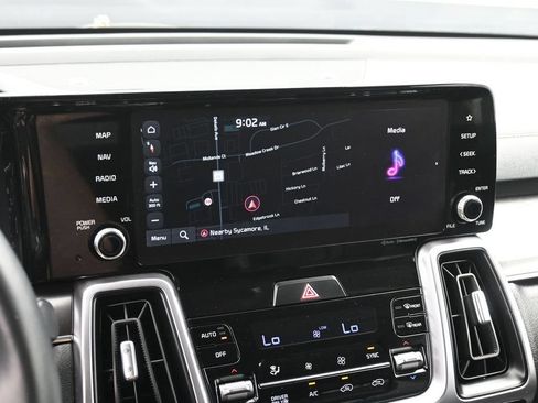Used 2023 Kia Sorento EX AWD/4WD image 17