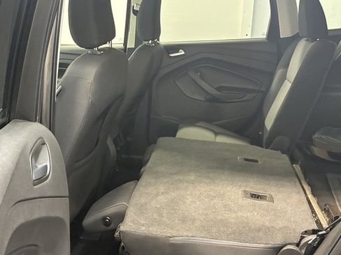 Used 2019 Ford Escape SE image 29