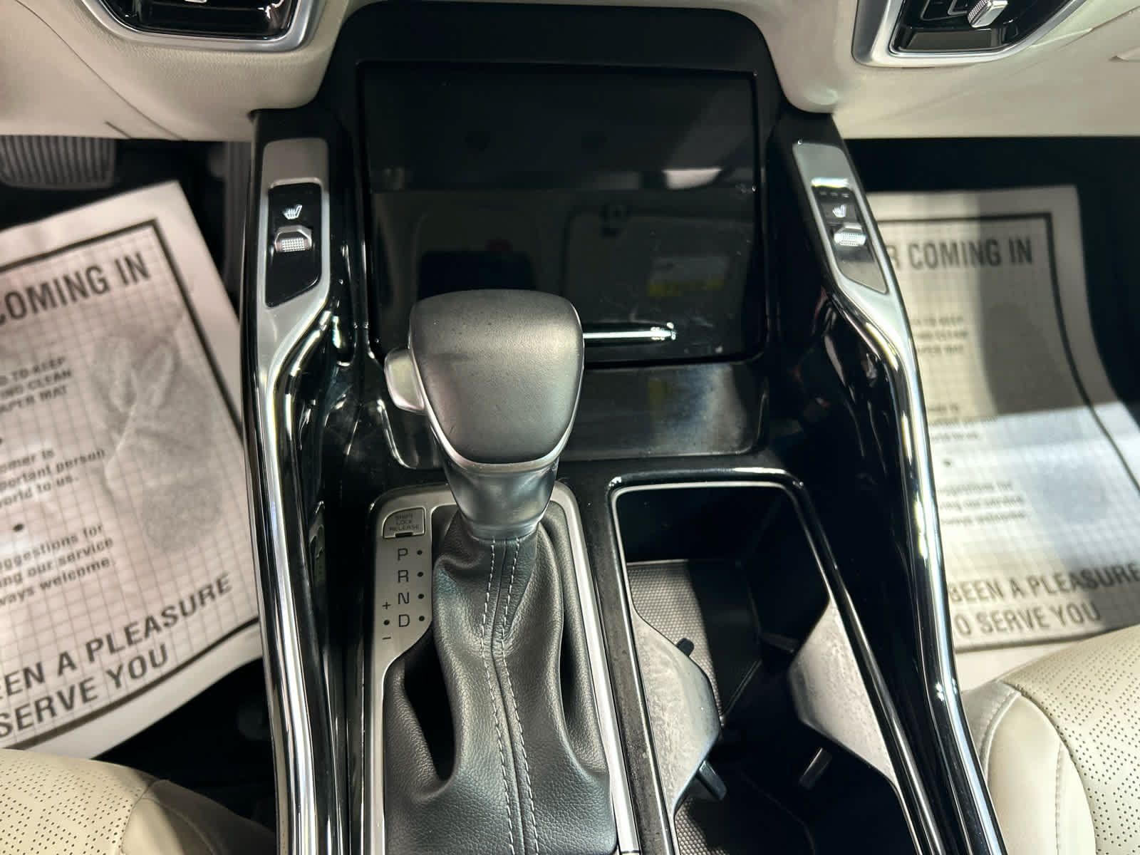 Used 2023 Kia Sorento SX AWD/4WD image 6