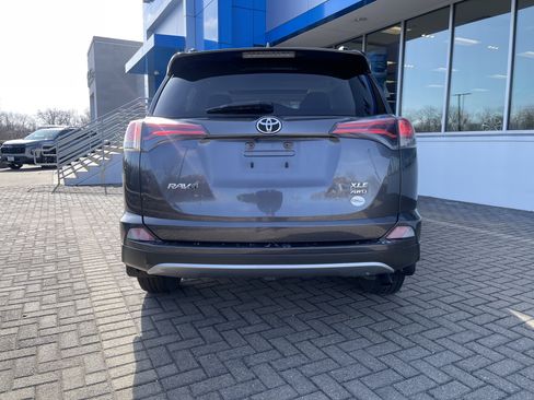 Used 2018 Toyota RAV4 XLE w/ Plus Extra Value Package image 4